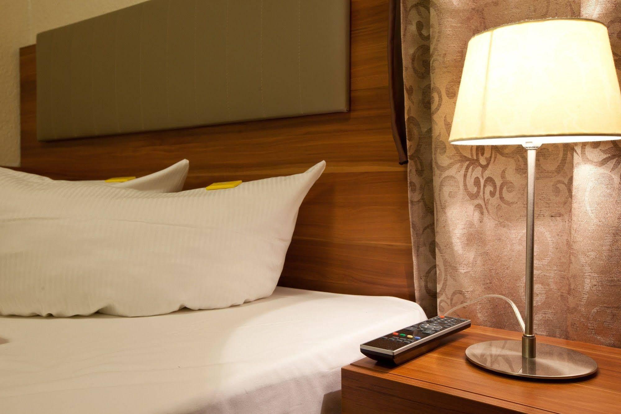 Hotel Frankfurt Messe فرانكفورت المظهر الخارجي الصورة
