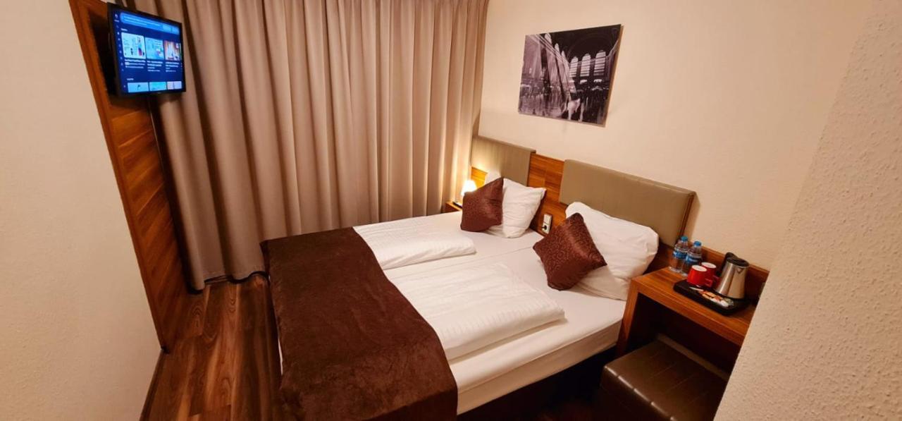 Hotel Frankfurt Messe فرانكفورت المظهر الخارجي الصورة