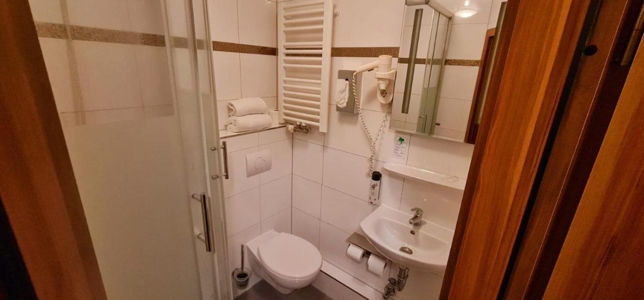Hotel Frankfurt Messe فرانكفورت المظهر الخارجي الصورة