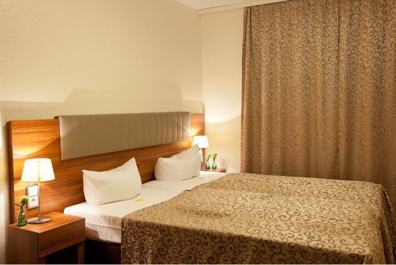 Hotel Frankfurt Messe فرانكفورت الغرفة الصورة