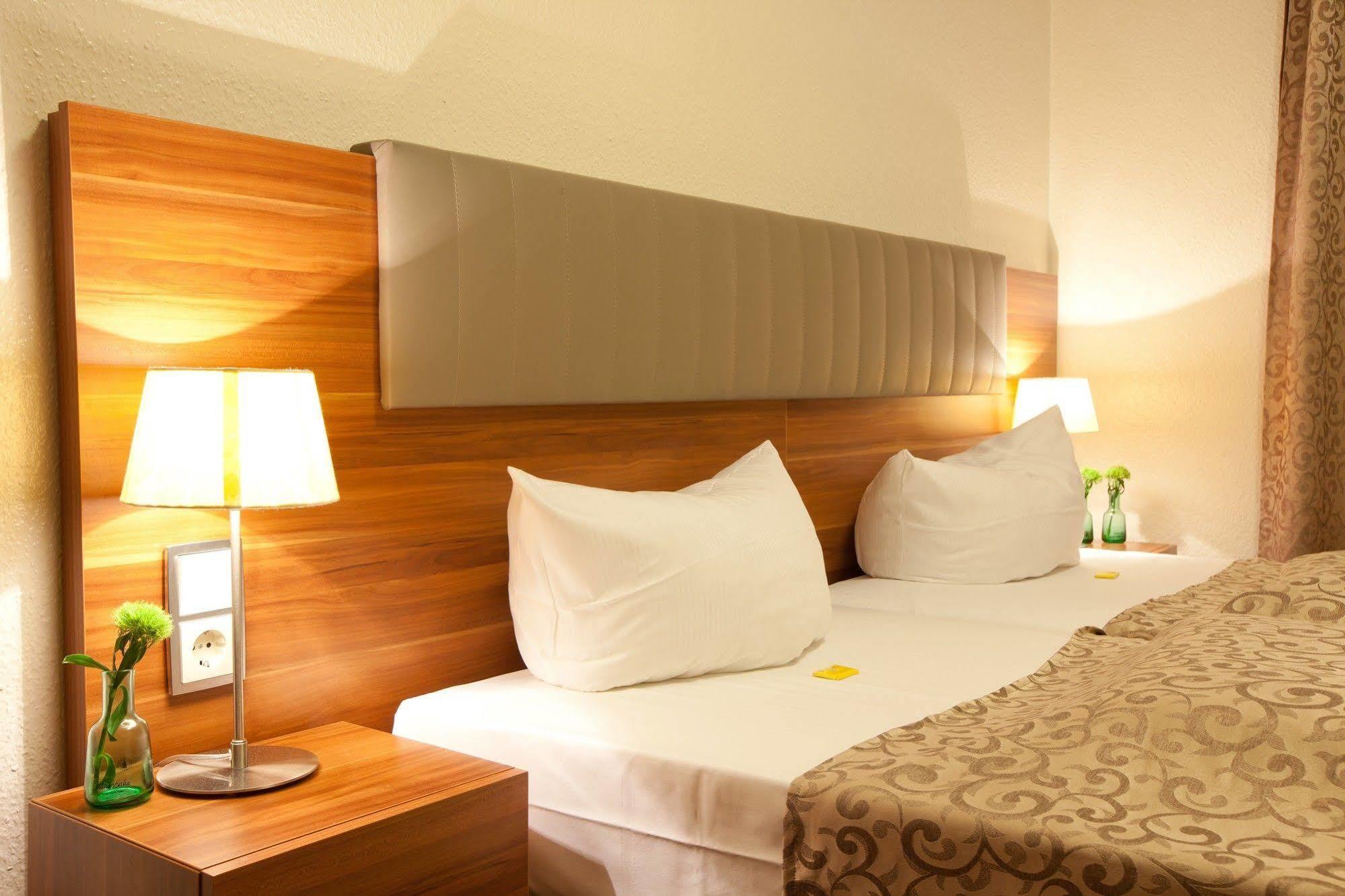 Hotel Frankfurt Messe فرانكفورت المظهر الخارجي الصورة